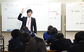 日本人講師による英語通常ゼミ授業